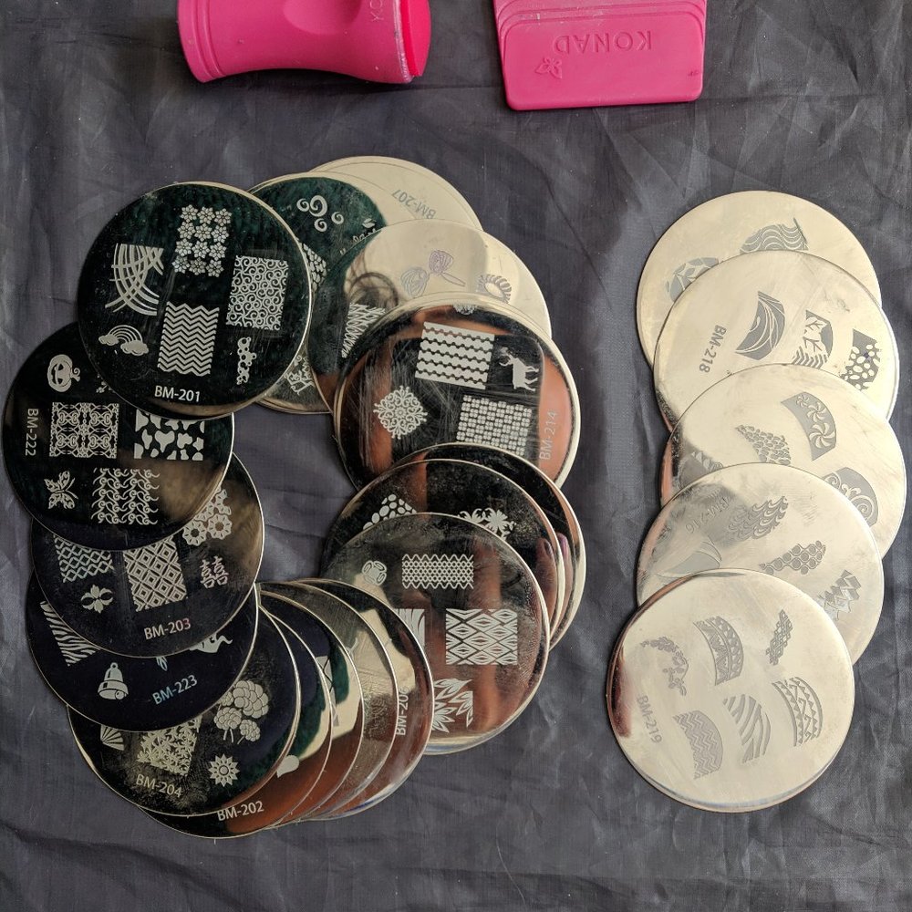 Nail Stamping plates + stamp & scraper set